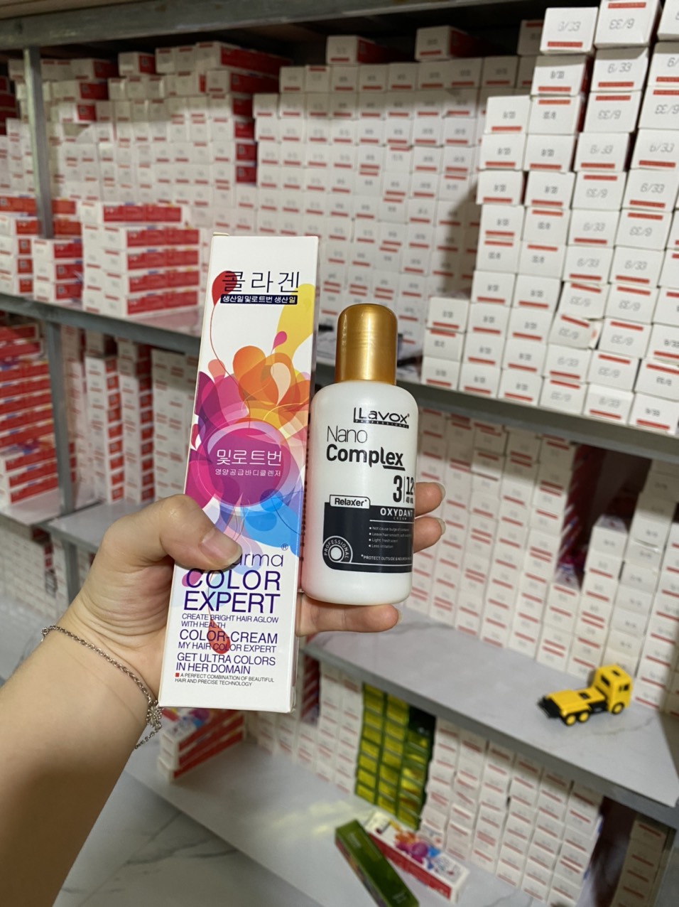 Tẩy Tóc/Nâng Tone- Kèm Oxy ( Sale gốc)