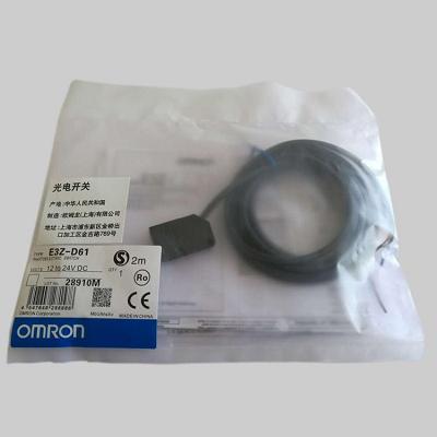 Cảm biến quang e3z-d61
