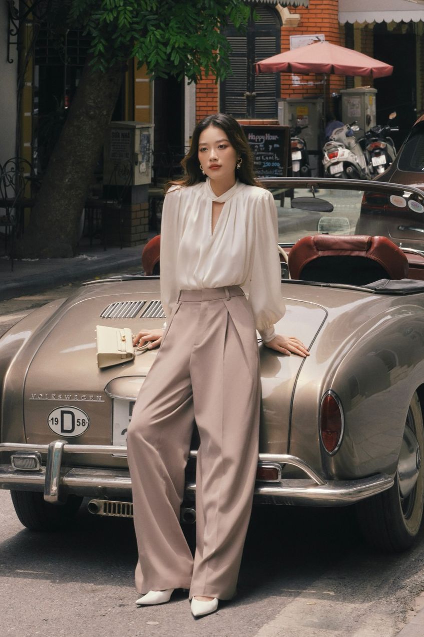 Áo sơ mi lụa cổ V HUONG BOUTIQUE BSSM23