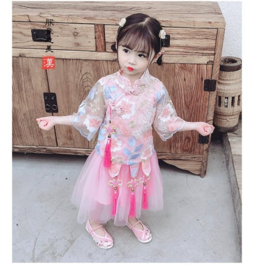 đầm bé gái gồm kẹp tóc size 15 - 28kg