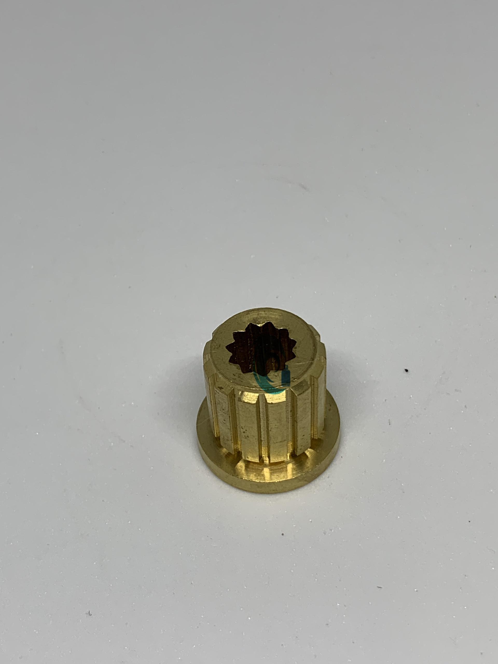 Ốc Mâm Máy Giặt ( Rờ ni) 11-12