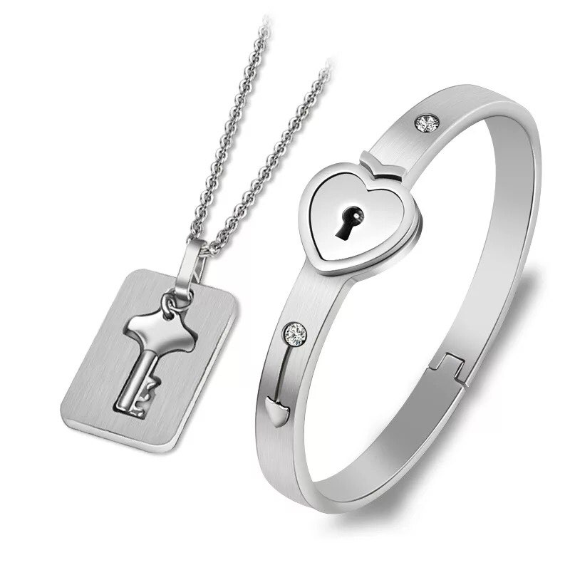 Set bộ đôi vòng tay chìa khóa trái tim