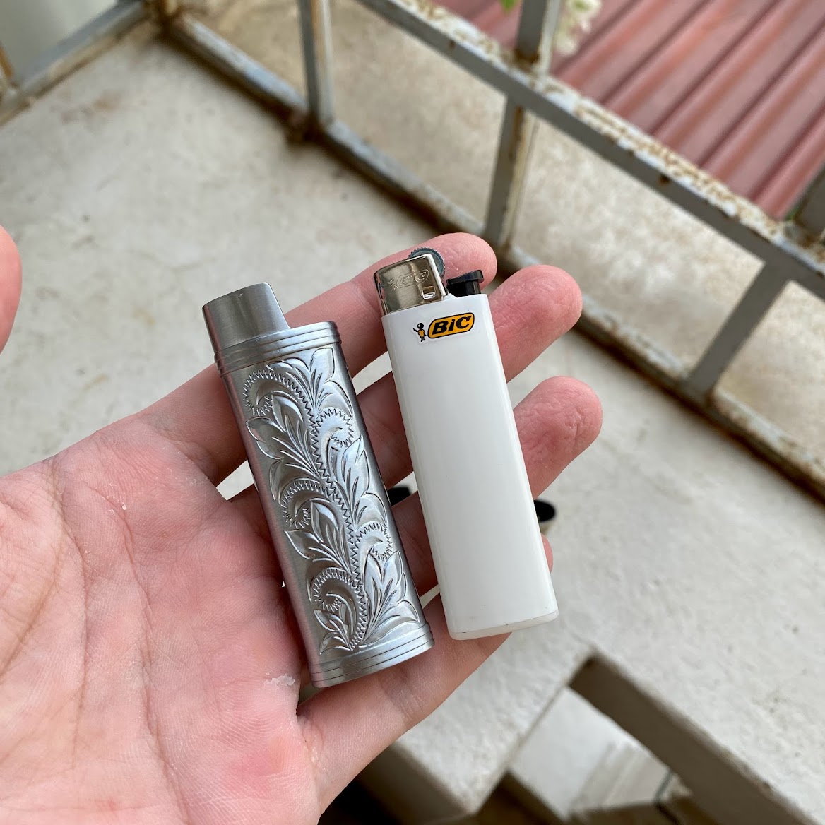 Vỏ Bật Lửa Bic j3 Hoa Văn Kim Loại