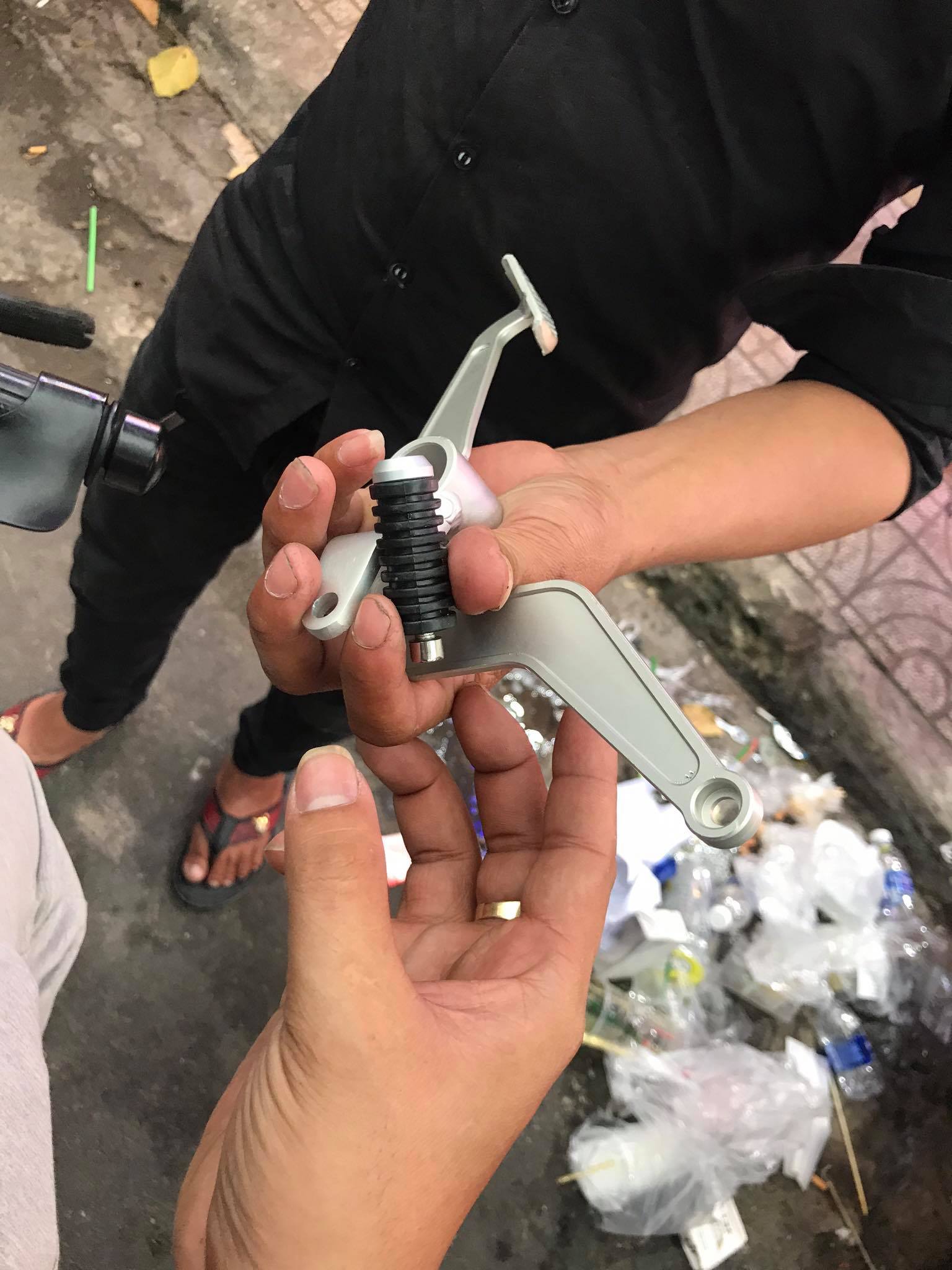 Cần số nhôm 2 chiều Ktech cho ex150 và Winner