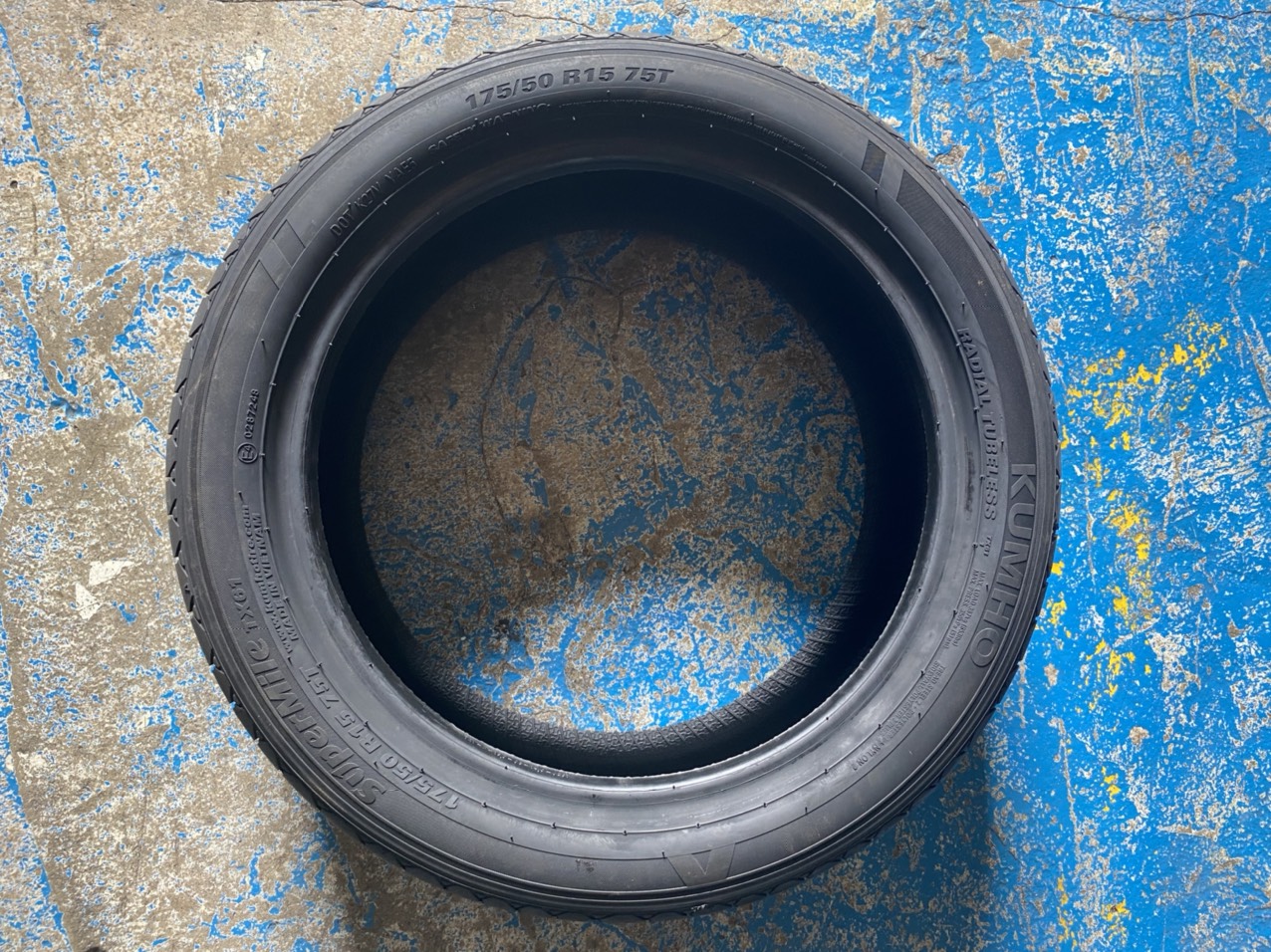 Lốp Kumho 175/50R15 TX61