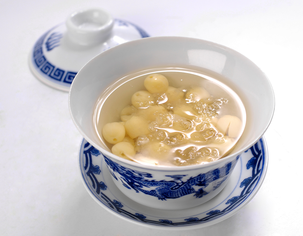 200gr Hạt sen Huế loại 1( sen Huế đã sấy khô, thơm, bở,bùi)