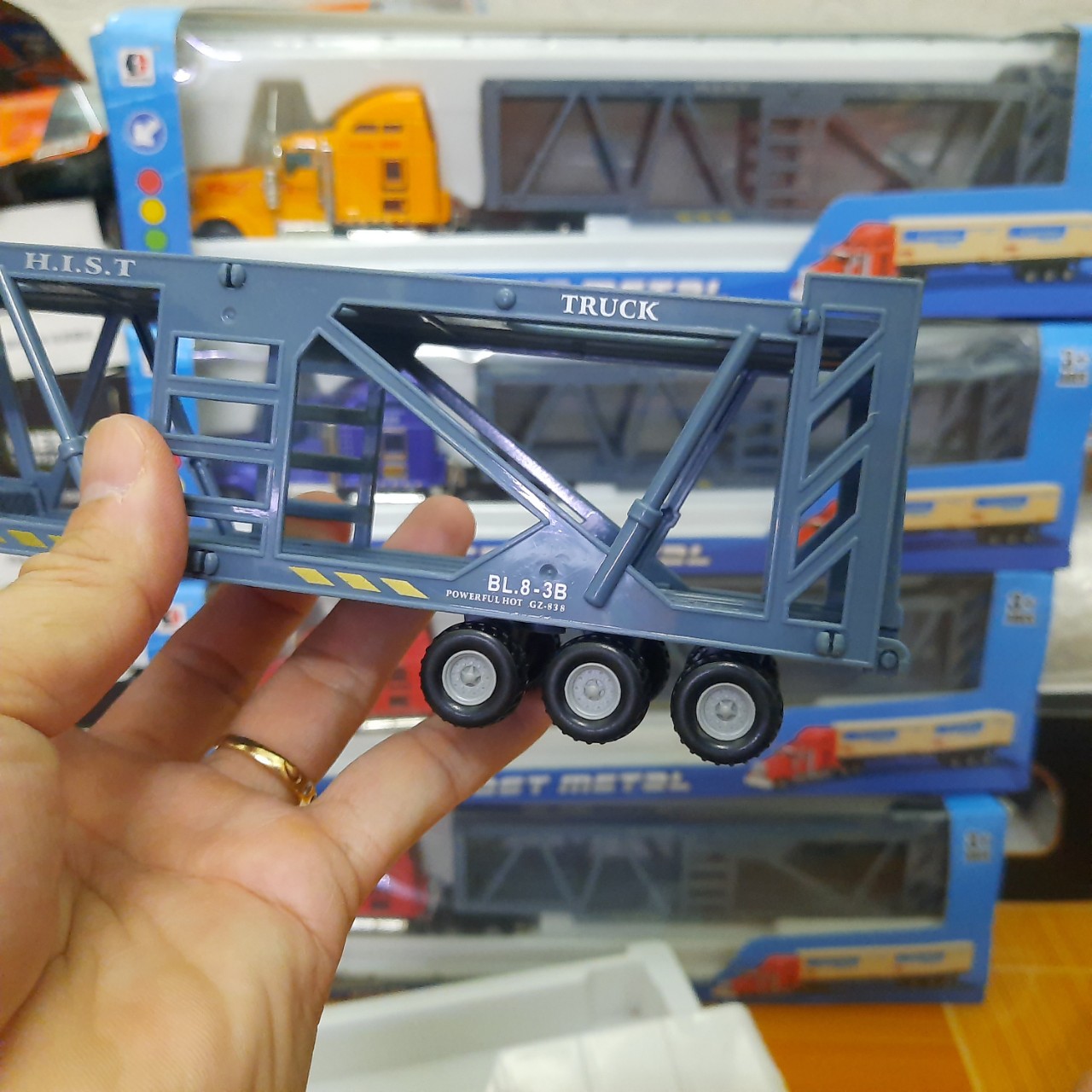 Mô hình xe container đầu kéo tỉ lệ 1:48 đồ chơi trẻ em