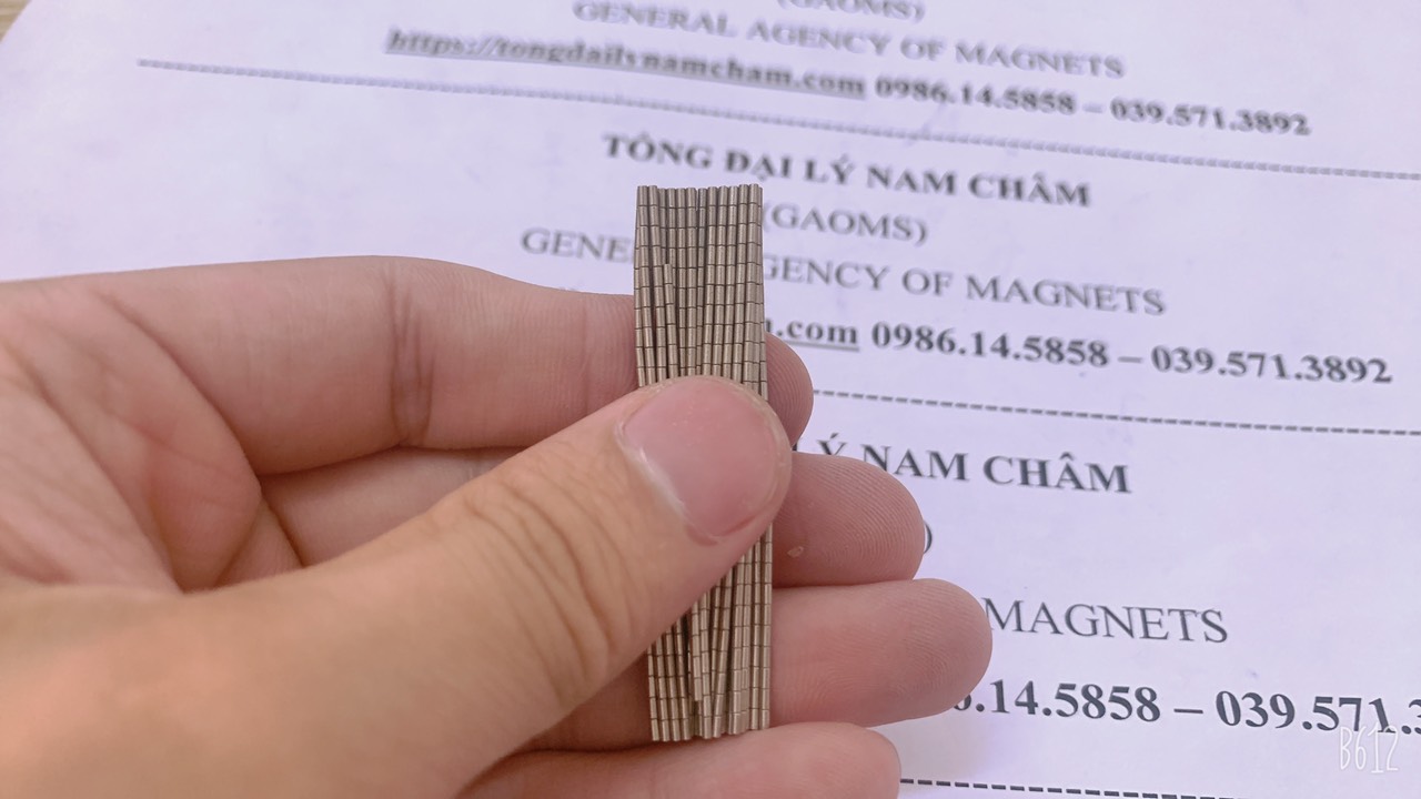 100 viên nam châm mini 1x2mm