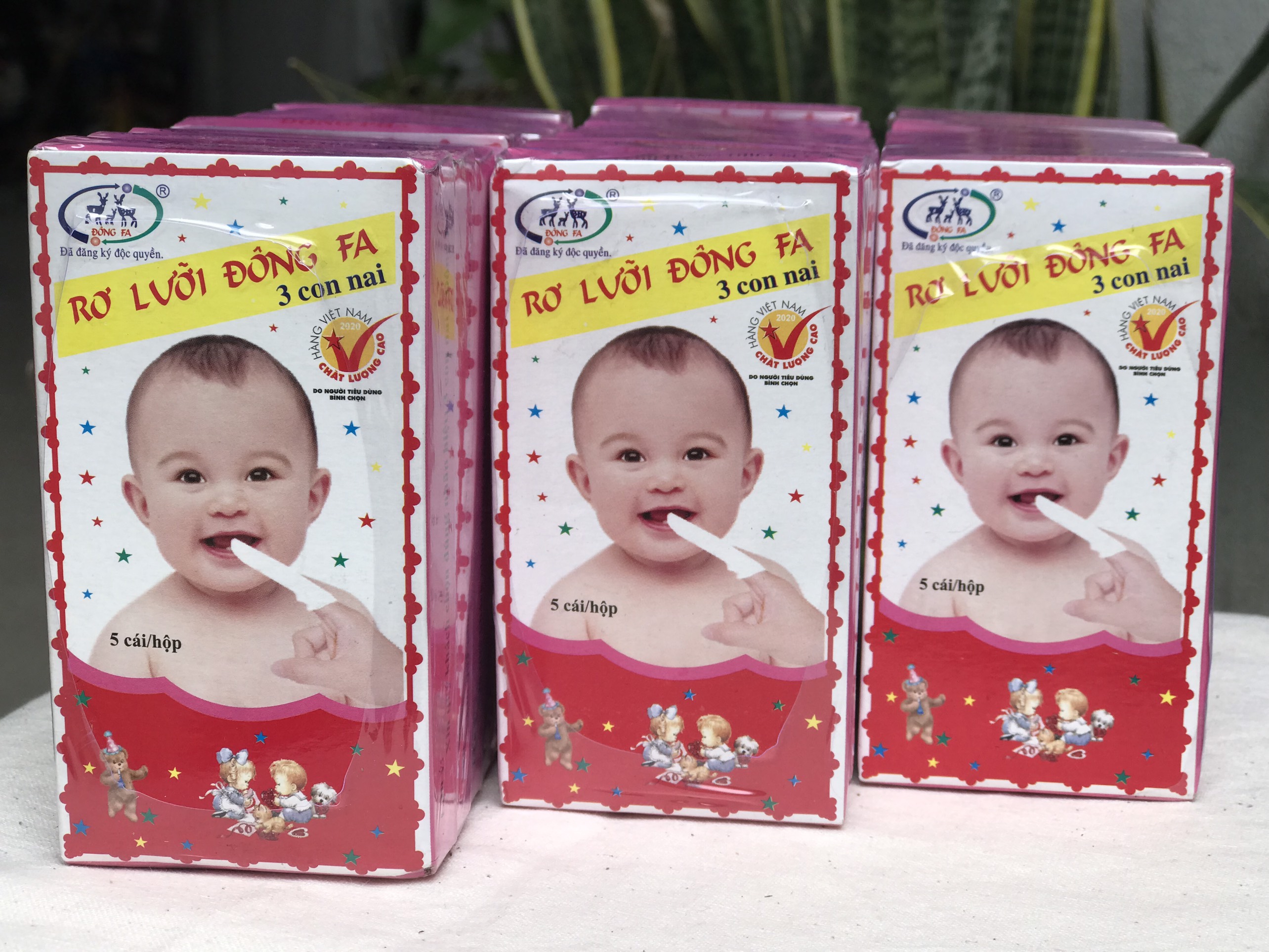 [HCM]1 Hộp/5 chiếc Gạc rơ lưỡi Đông Pha