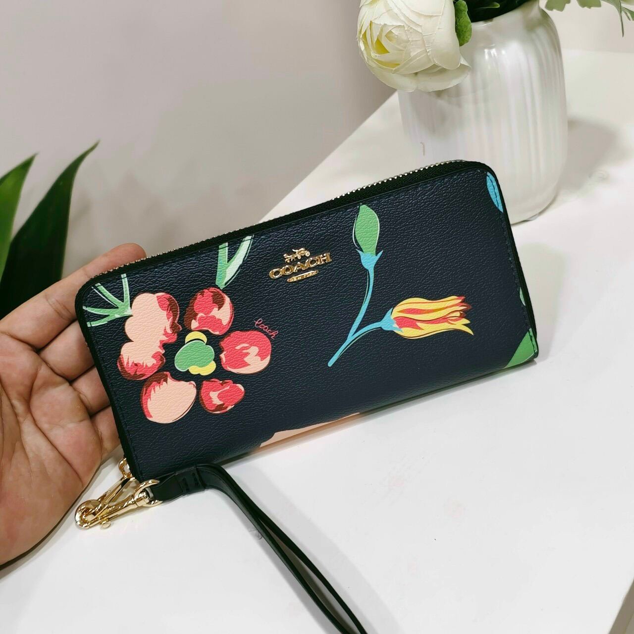 Ví nữ dài Long Zip hoạ tiết hoa