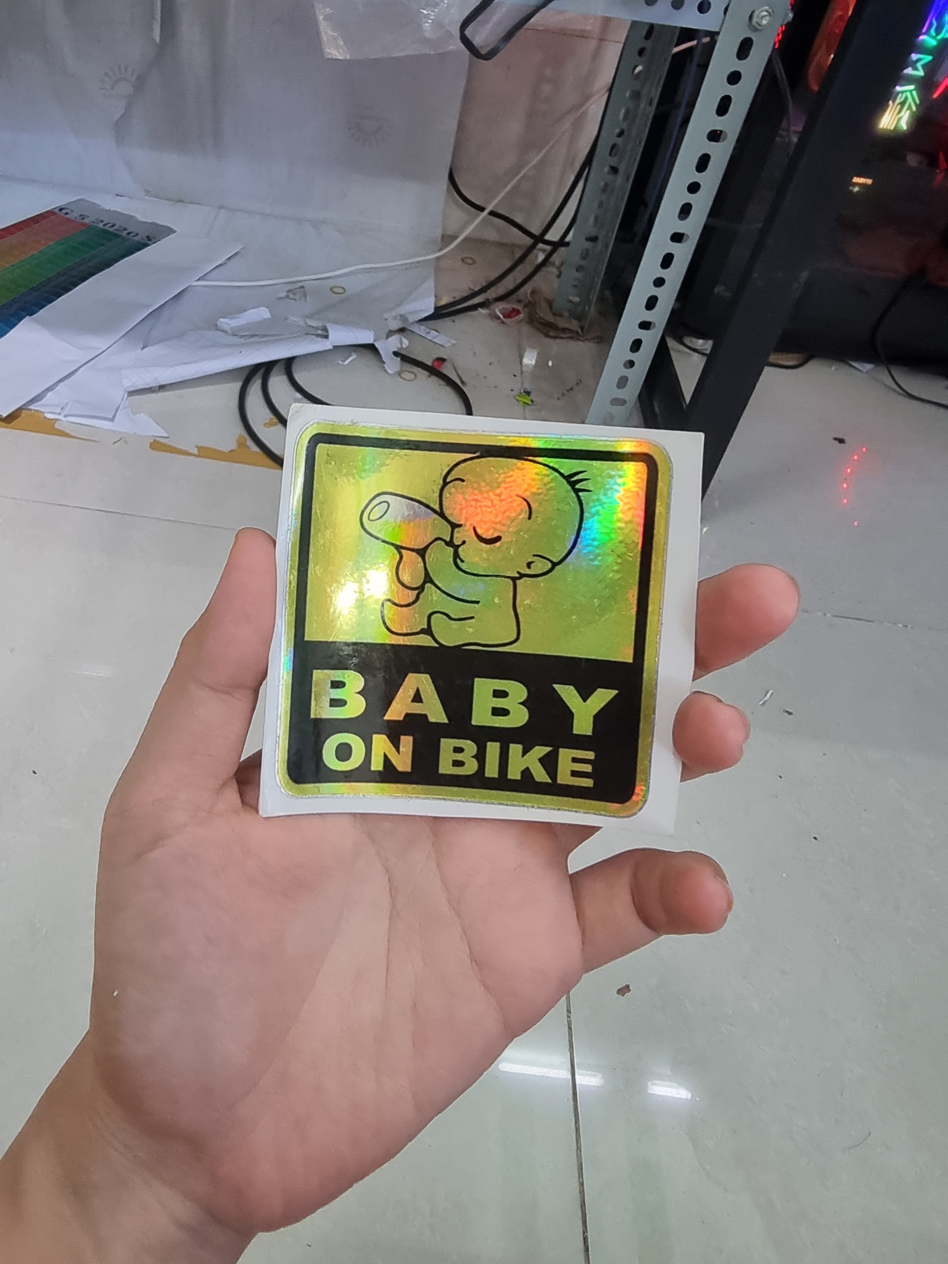 Logo cảnh báo 7 màu