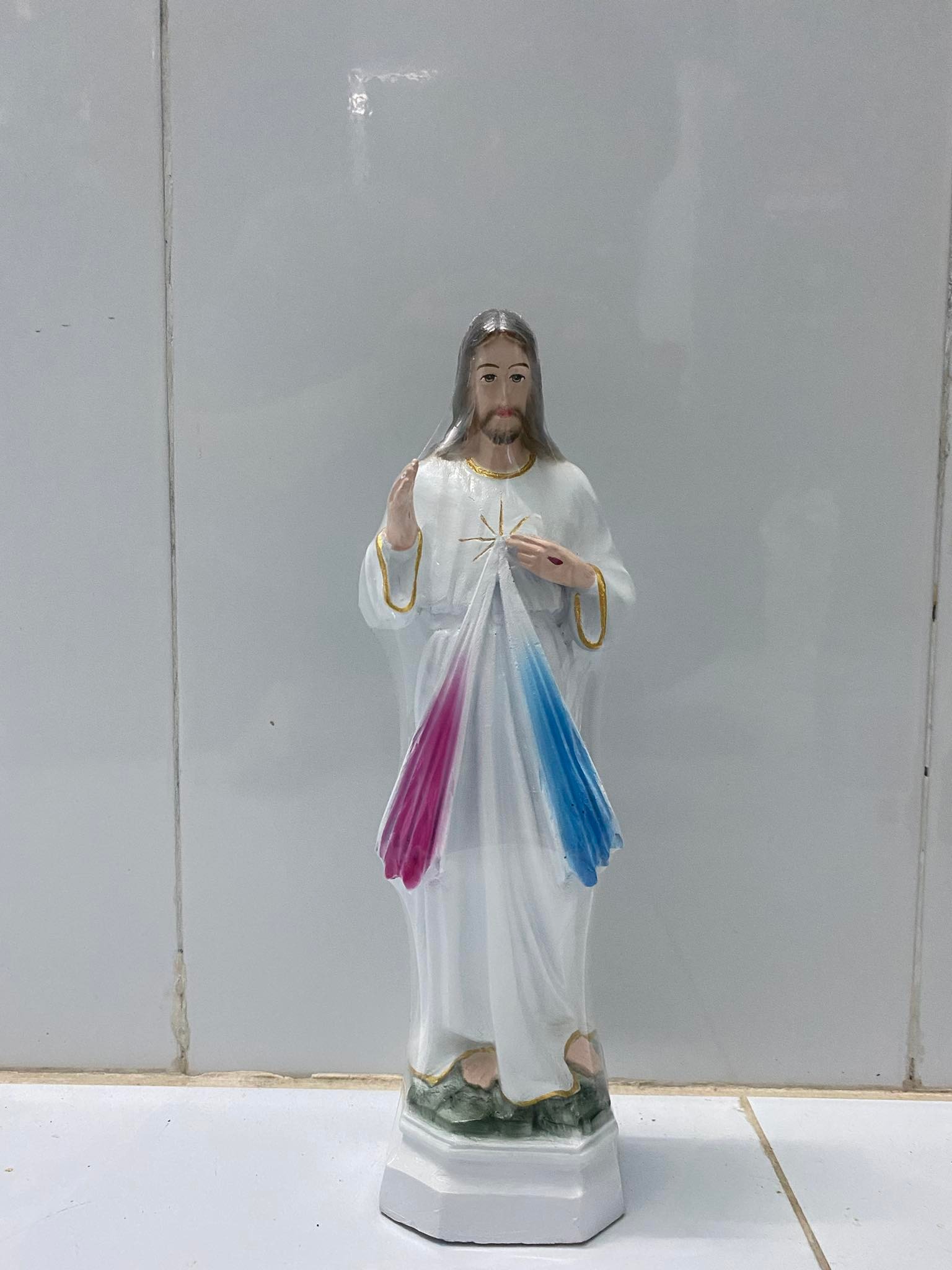 330. Chúa thương xót 25cm
