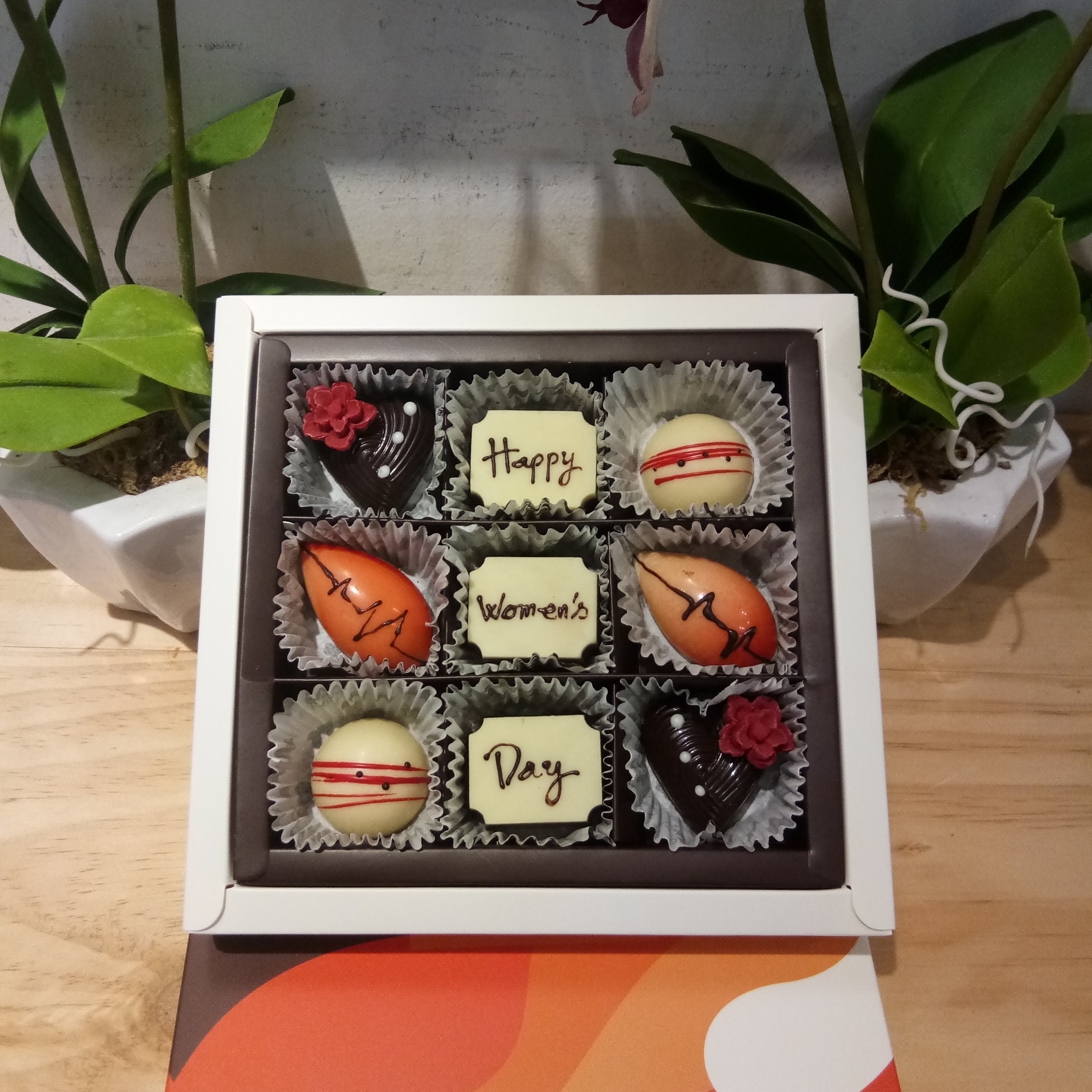 La Chocotea  Chocolate "Happy Women's Day" 9V