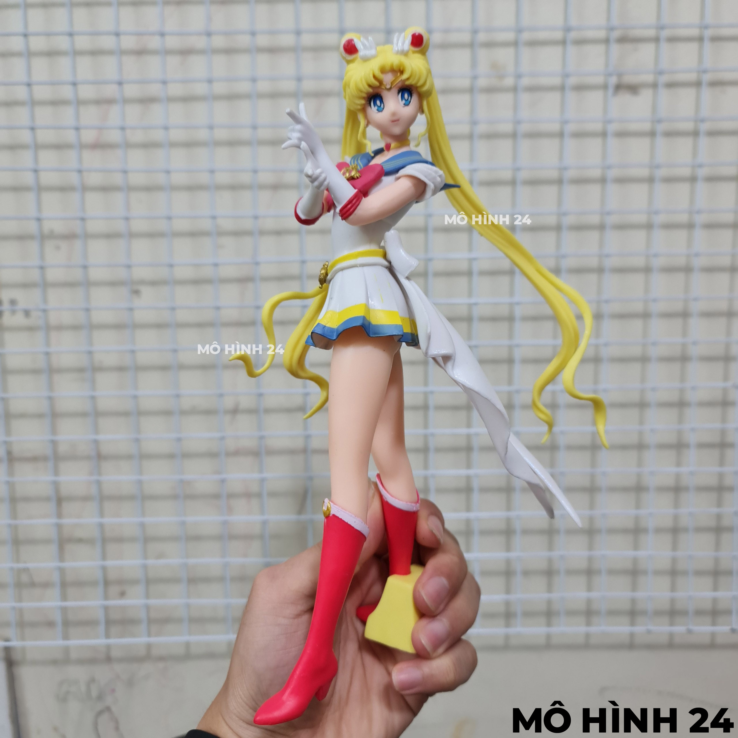 24group Sailor Moon figure Usagi tsubo Glitter & glamours Super Sailor Moon B figure eternal anime model