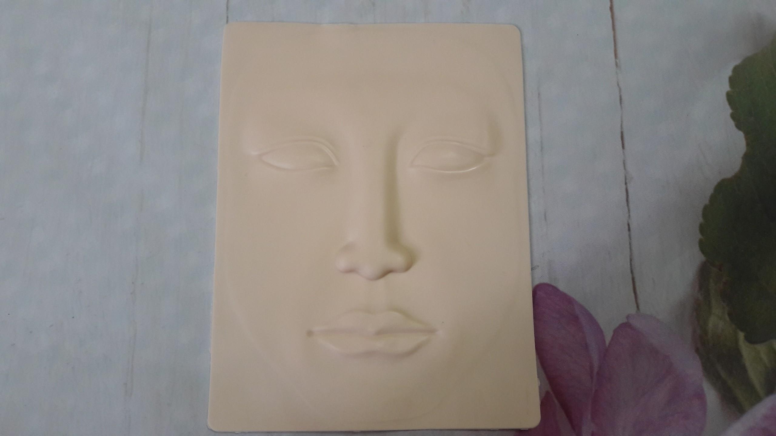 DA 3D MẶT TRONG PHUN XĂM THẨM MỸ