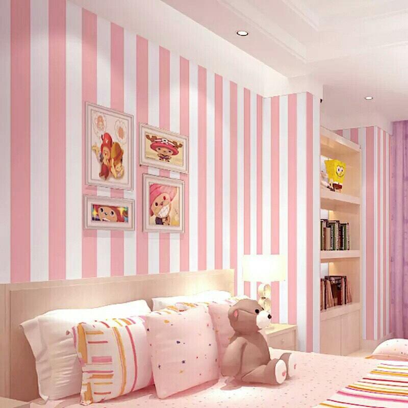 Cuộn 10m decal giấy dán tường sọc trắng hồng khổ 45cm keo sẵn dán 4.5 mét vuông. Độ bền cao keo bám chắc tuổi thọ giấy lâu.