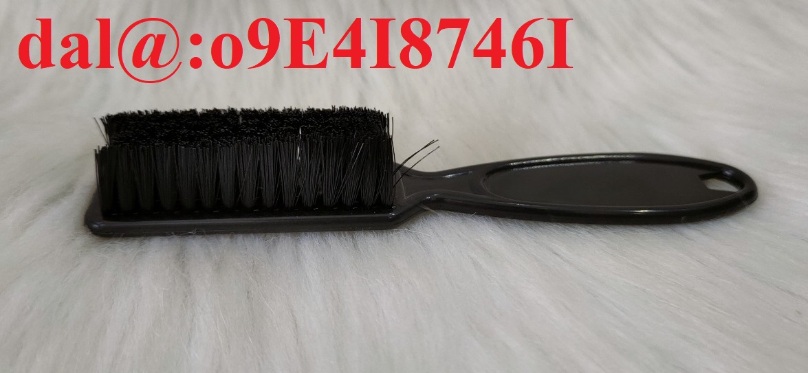 Cọ phủi tóc màu đen mini