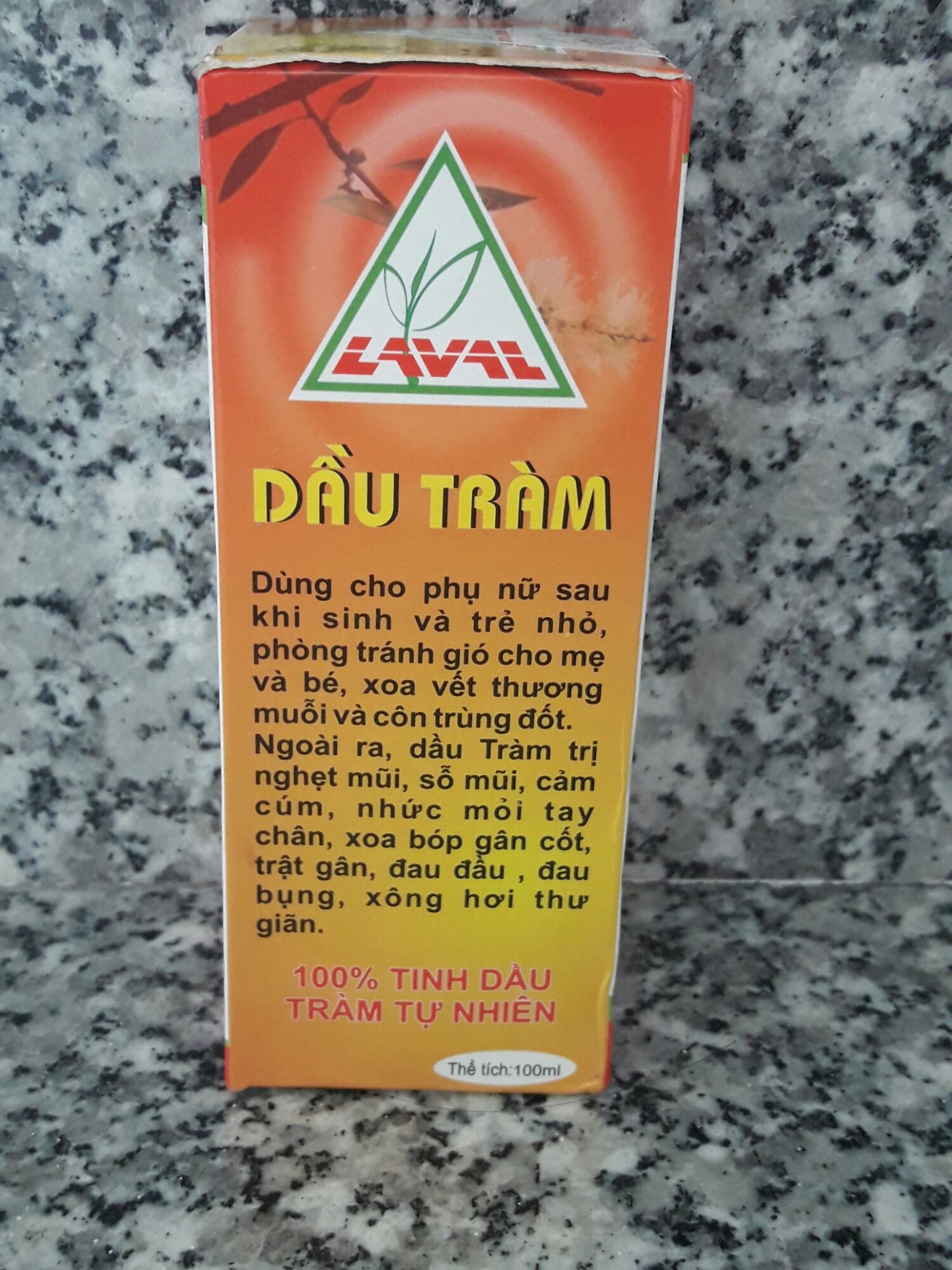 Dầu Tràm Lava  100ml (Dầu cho mẹ và bé)