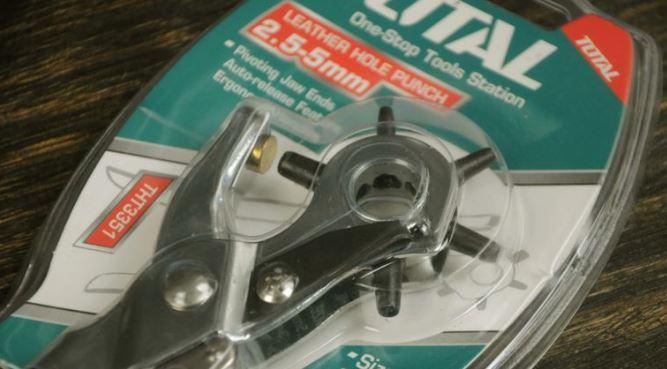 Kìm bấm lỗ Total THT3351