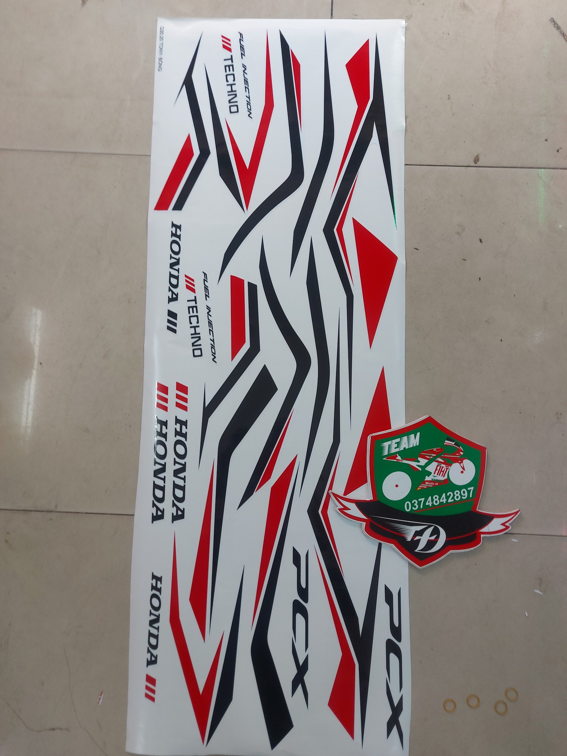Tem xe PCX , tem rời cao cấp dán xe trắng