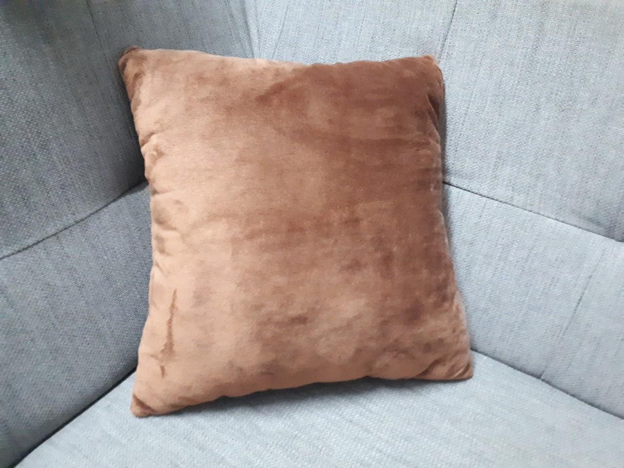 [HCM]Gối tựa lưng sofa văn phòng - nâu đậm