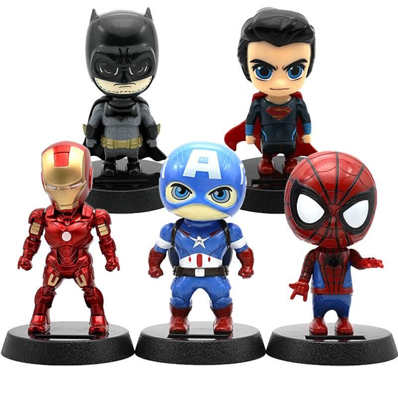 Mô hình Captain America năng lượng mặt trời