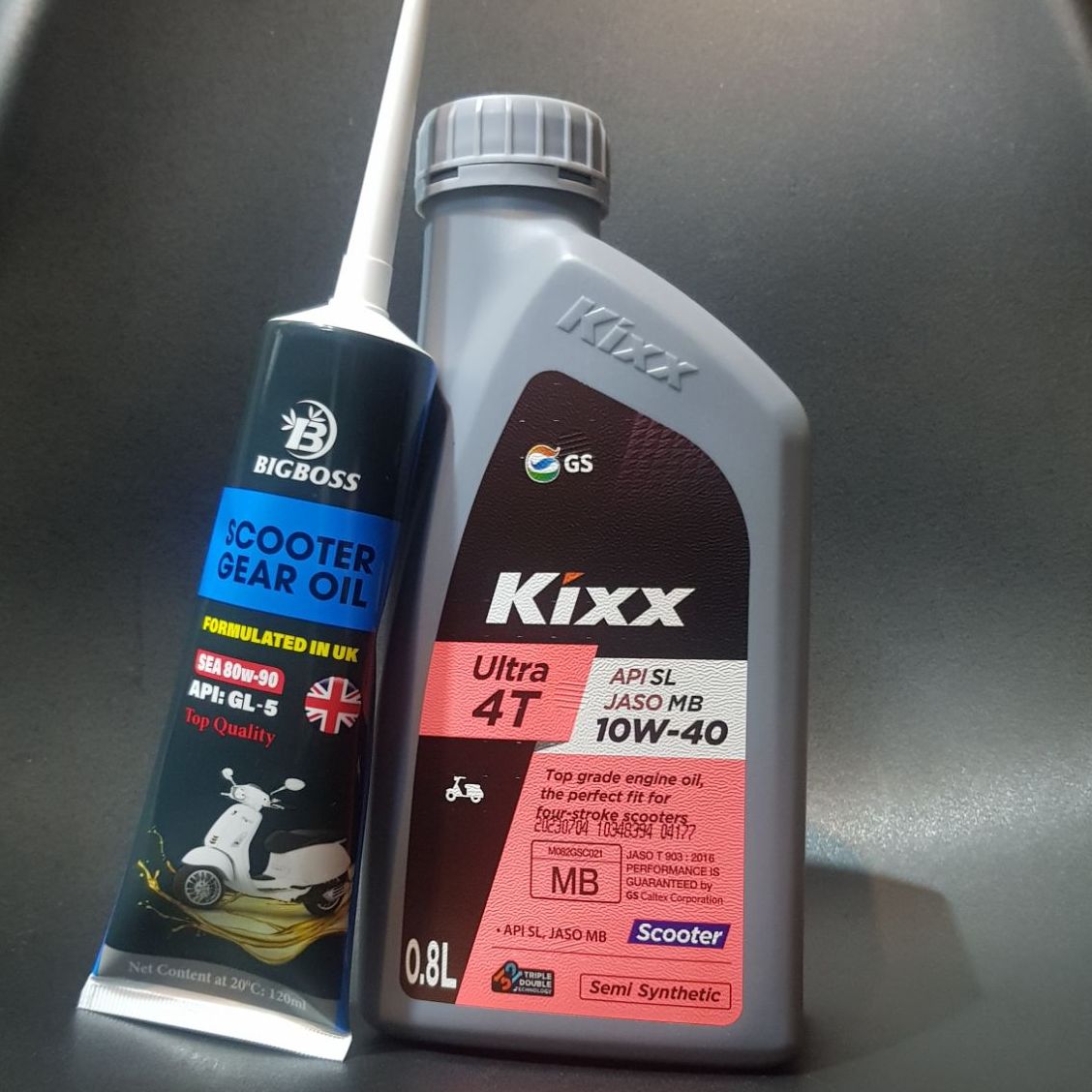 [FREE SHIP]Nhớt xe tay ga kixx ultra 4T 10w40 scooter, Nhớt kixx 10W40 xe tay ga mua kèm nhớt hộp số xe ga Boss với mức giá cực kì hấp dẫn