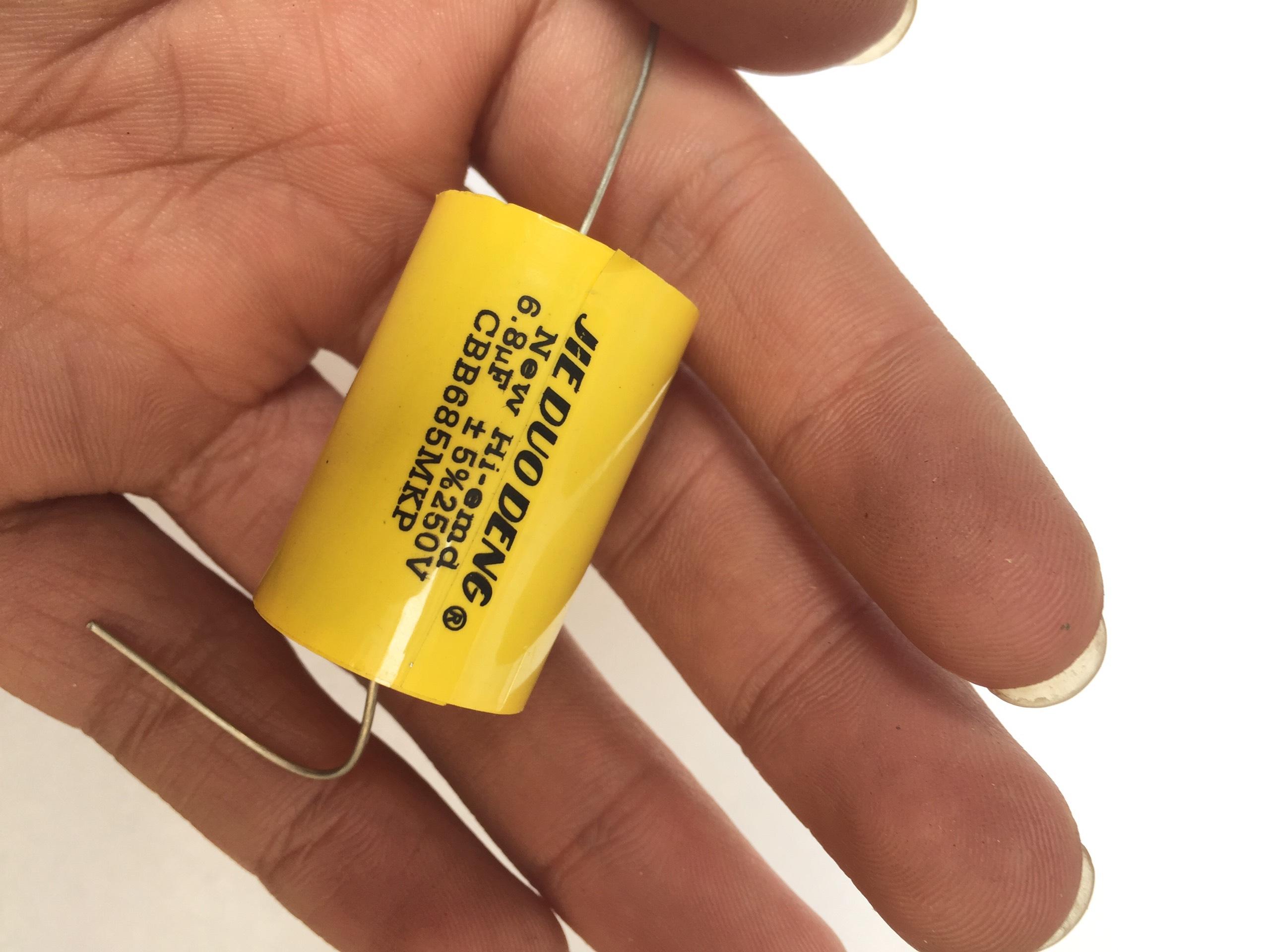 TỤ PHÂN TẦN 6.8MF 250V - GIÁ 1 CON