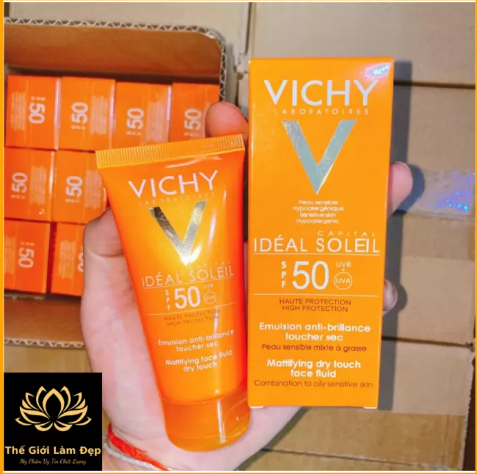 Kem Dưỡng ẩm Chống Nắng Vichy