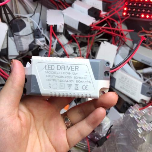 Chấn lưu đèn Led (DC 24-36V công suất 8-12W)