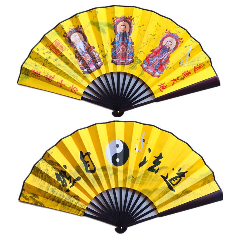 Quạt lụa Tam Thanh đạo tổ tặng kèm kệ gỗ