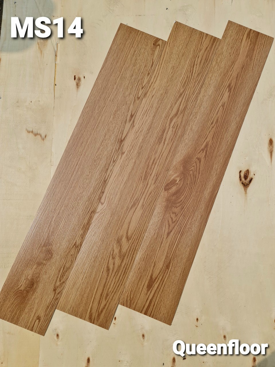 Sàn nhựa bóc dán dày 2mm sàn nhựa giả gỗ sàn nhựa sẵn keo