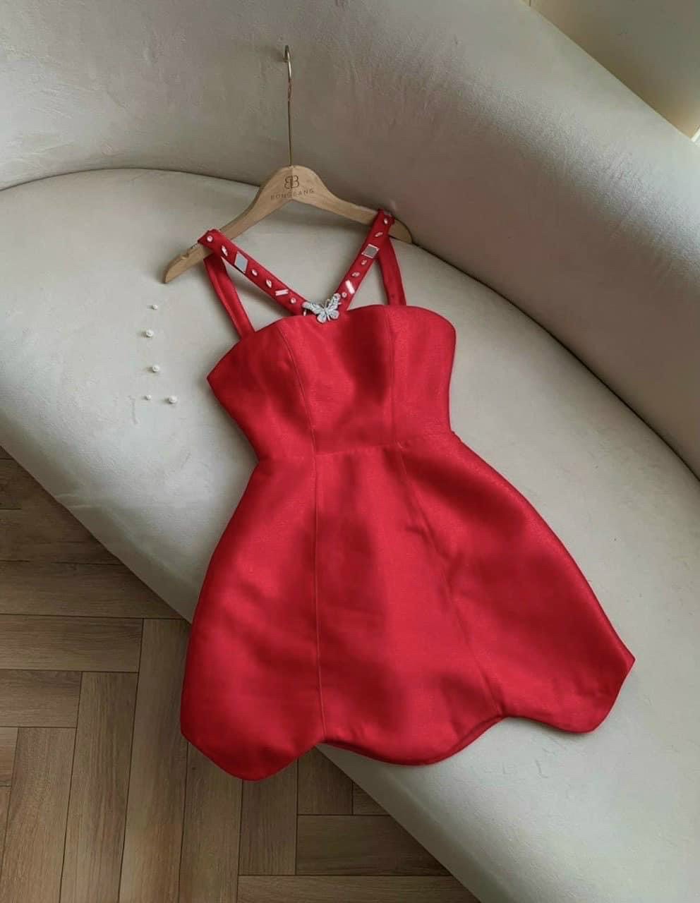 Đầm Tapta 2 Dây Bản To Đính Đá
