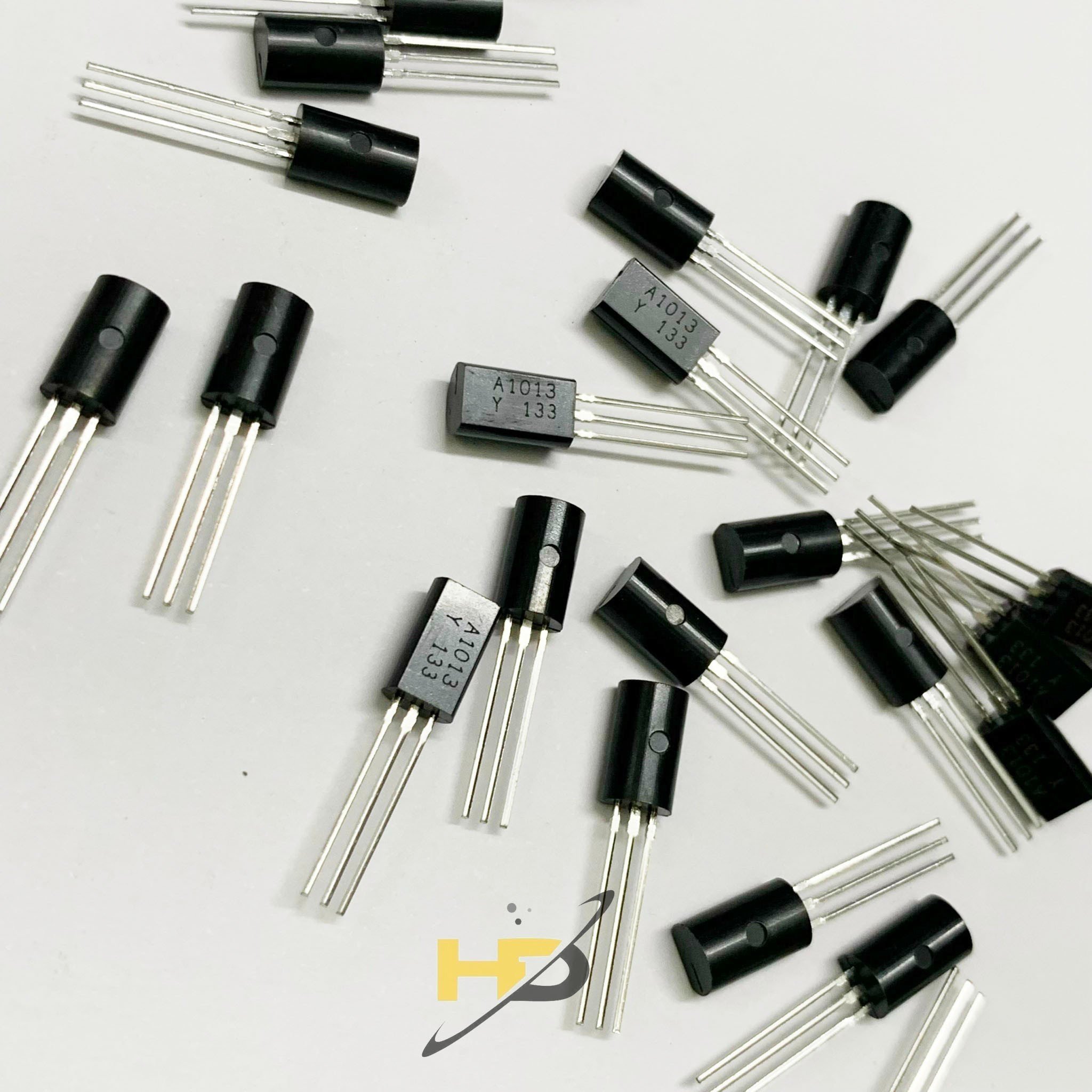 [SET 10 CON] Transistor PNP A1013 1A 160V TO-92 Kiểu Chân Cắm
