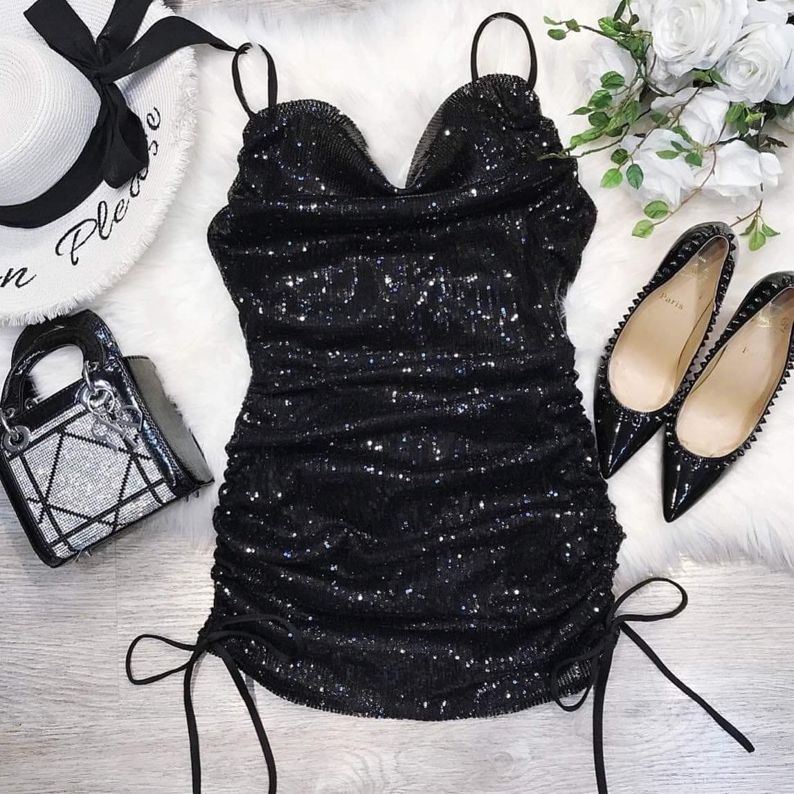 đầm body kim sa 2 dây cổ đổ