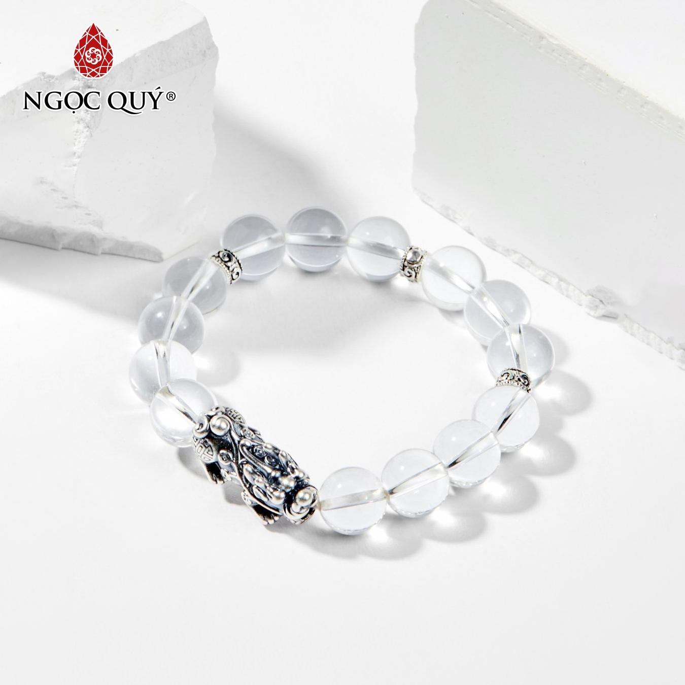 Vòng tay phong thủy đá thạch anh trắng charm tỳ hưu 10mm mệnh thủy kim - Ngọc Quý Gemstones