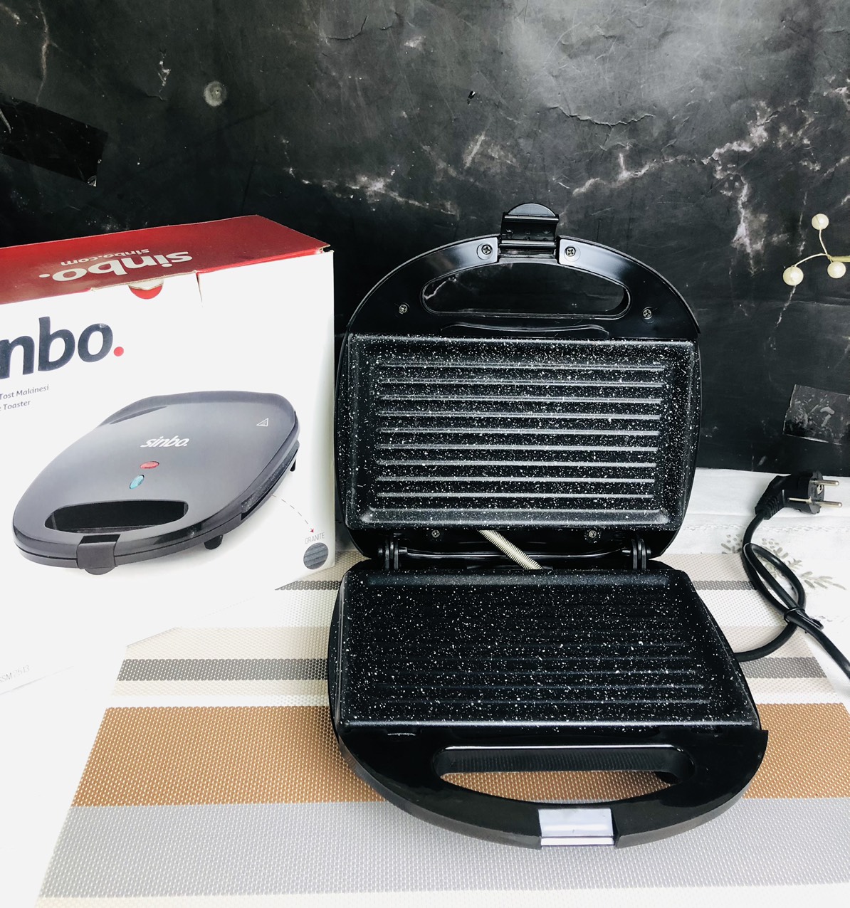 Máy Nướng Bánh Mỳ Sinbo SSM-2513 dành cho gia đình [trợ giá vận chuyển hôm nay]