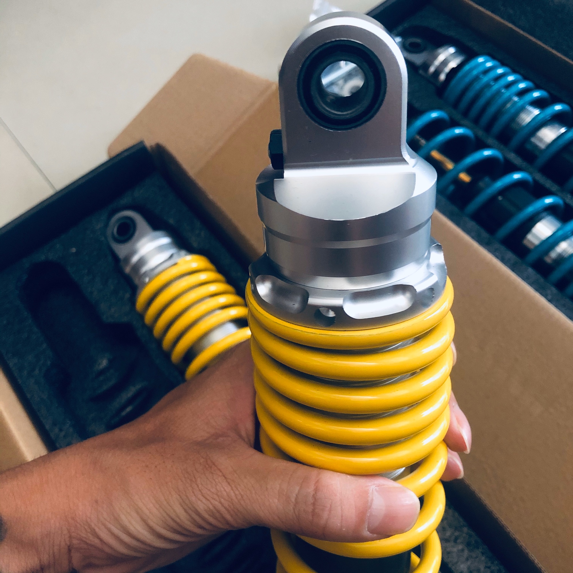 [HCM]Phuộc Ohlins gắn Wave Dream