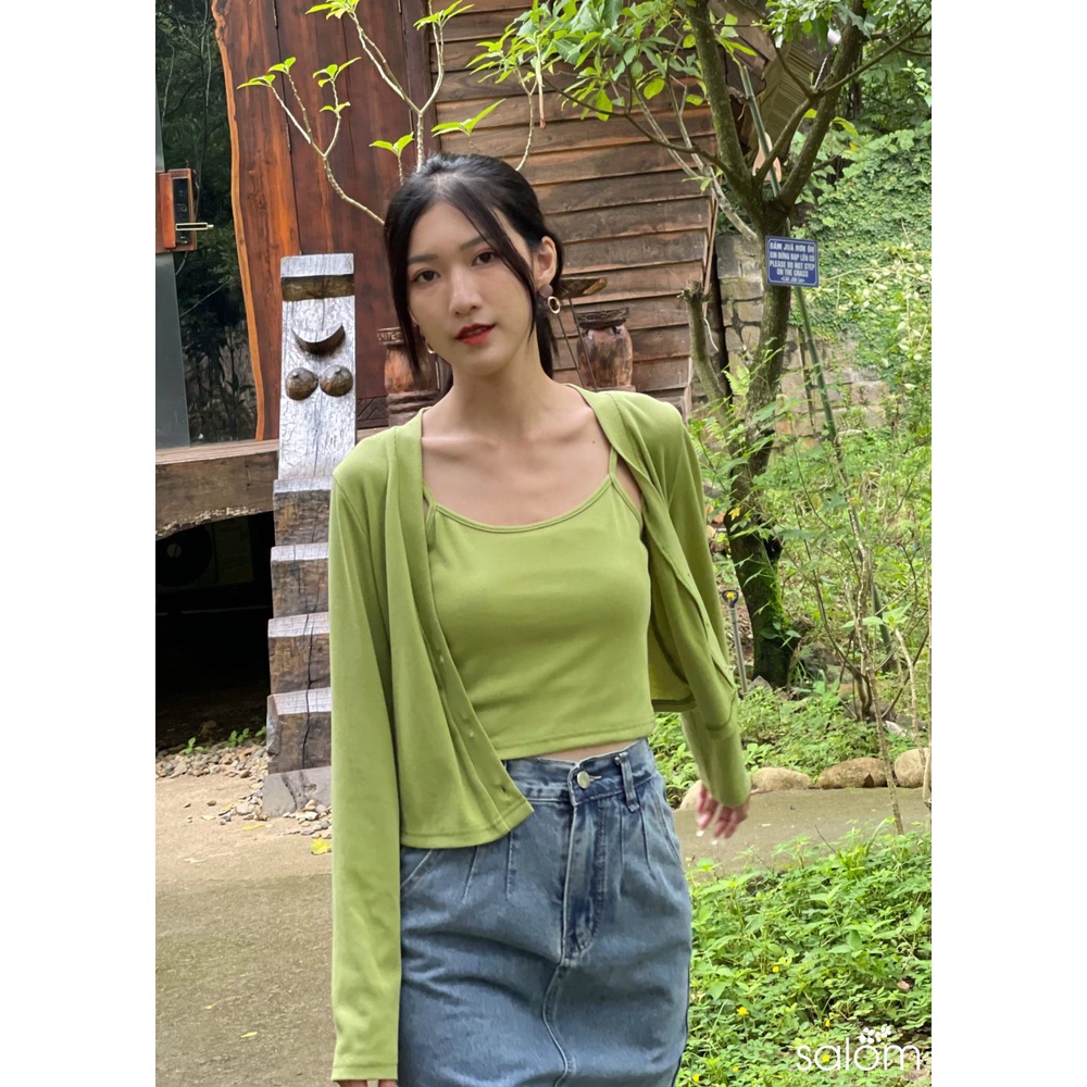 Set áo khoác len và áo croptop 2 dây freesize - PIEPER SET