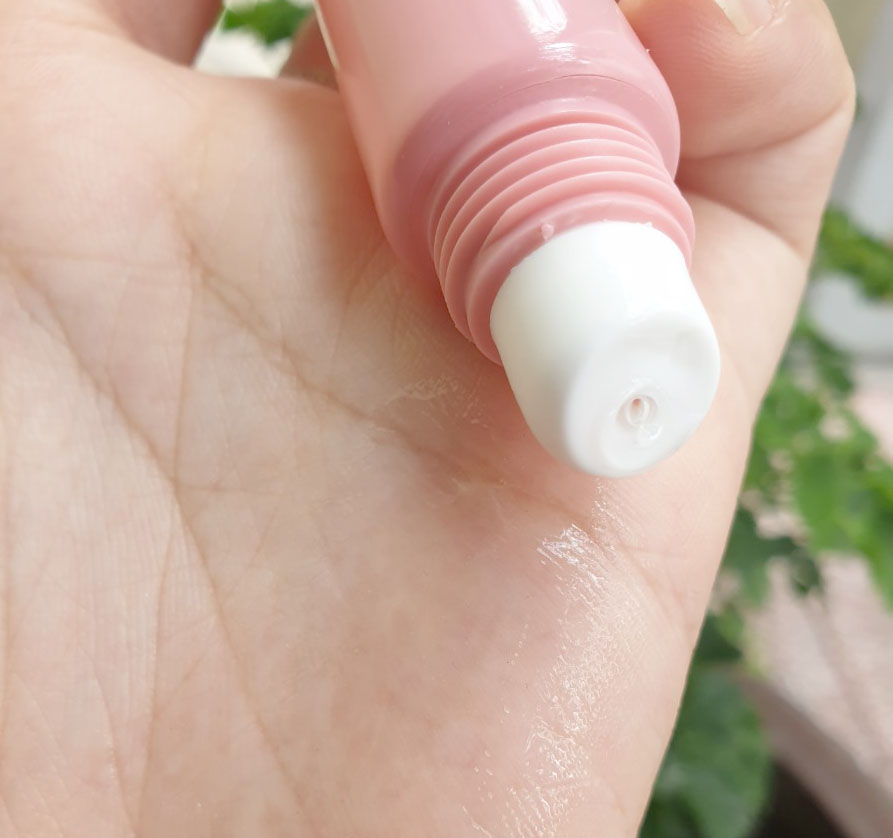 SON Dưỡng Cấp Ẩm cho môi hương dâu UHC