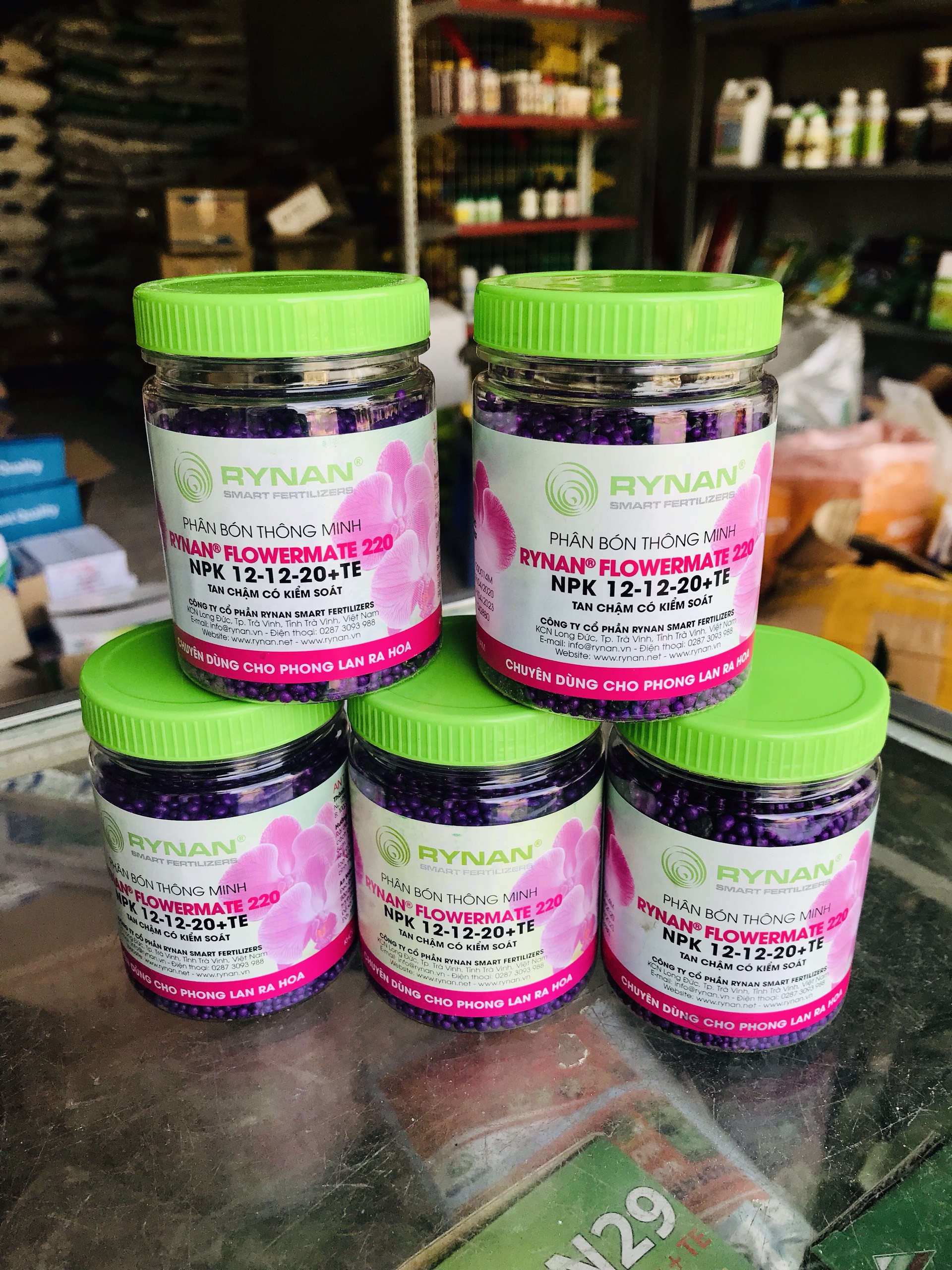 Phân bón thông minh RYNAN 12-12-20+TE (150g)