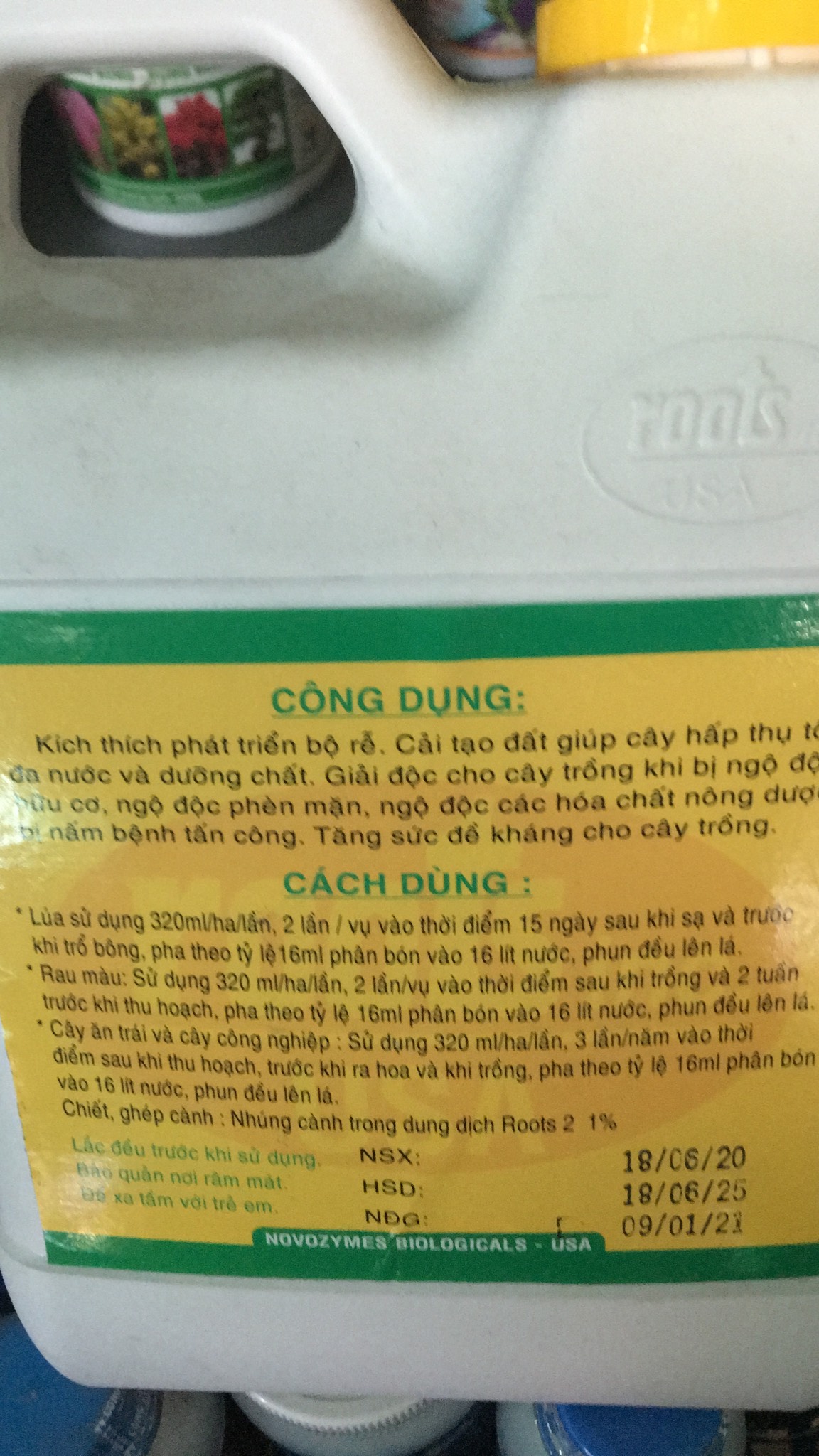 Phân bón lá kích rễ cao cấp của Mỹ Root 2 can 1 Lít
