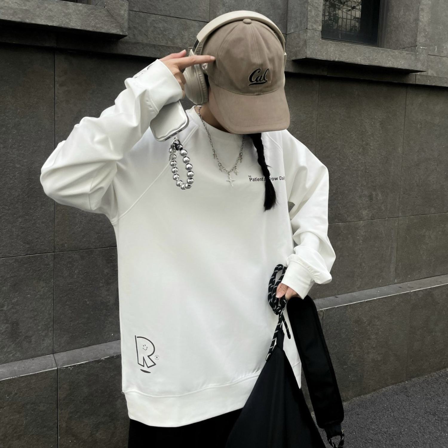 Áo Tay Dài PATIENT form rộng REGODS ( SWEATER PATIENTS)