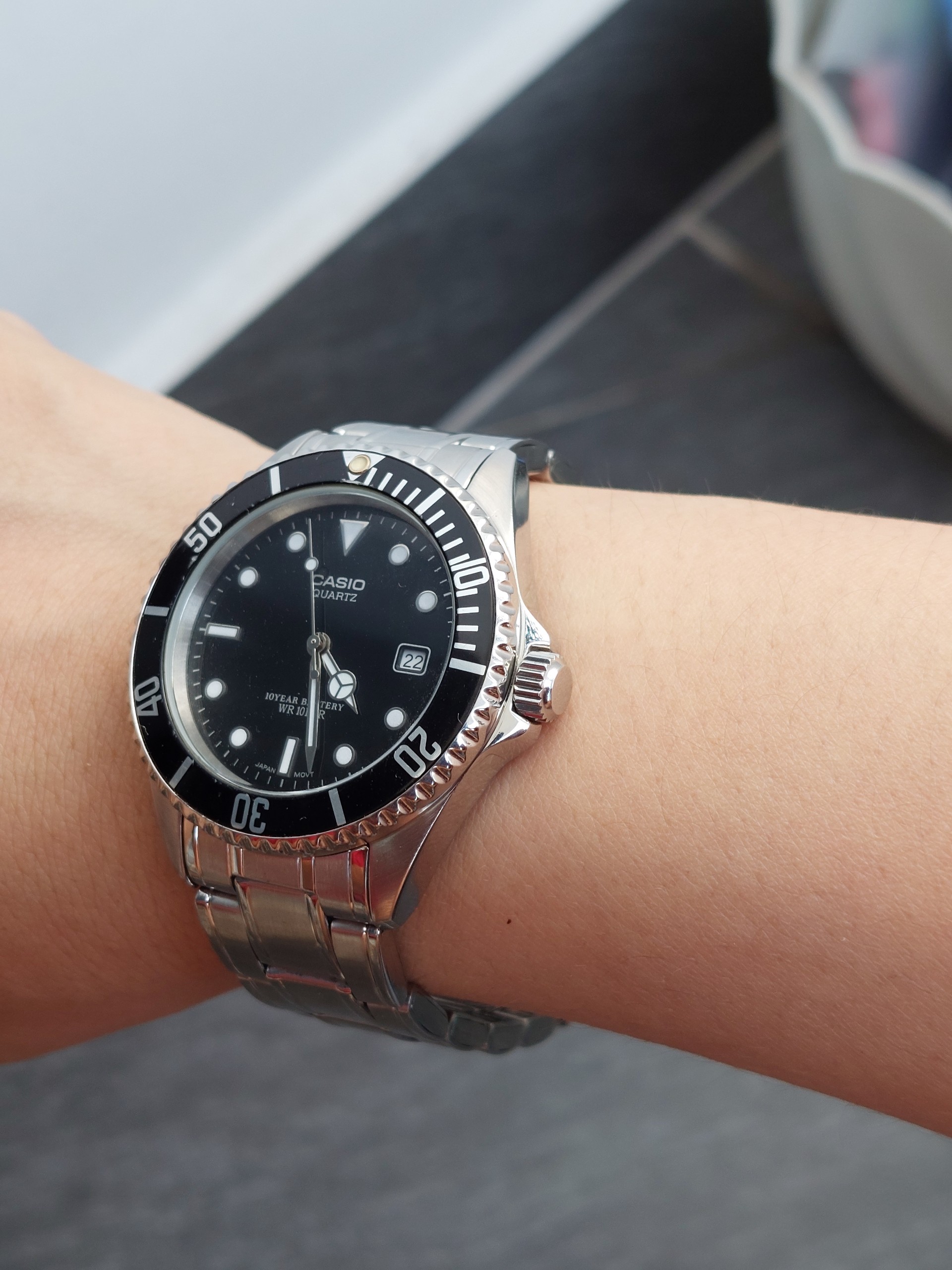 Đồng hồ nam Casio mặt đen chạy pin hàng Si