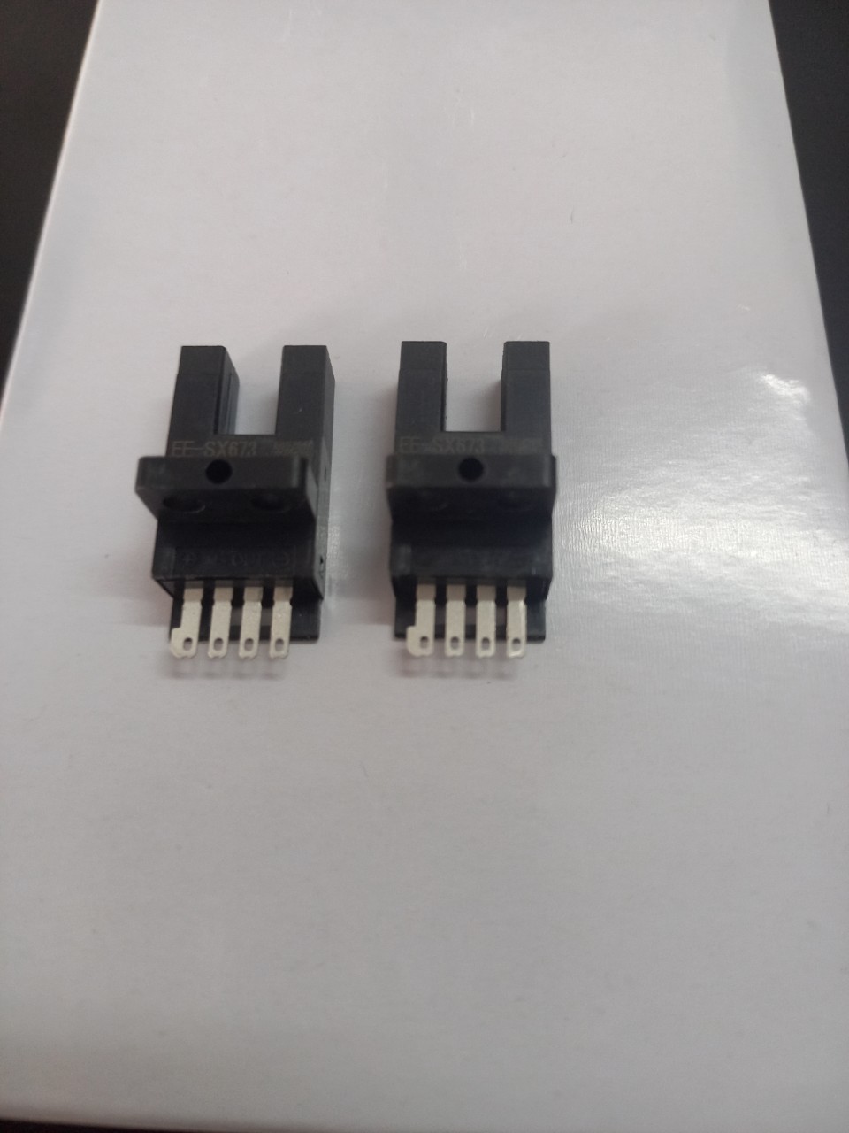 Cảm biến EE-SX673