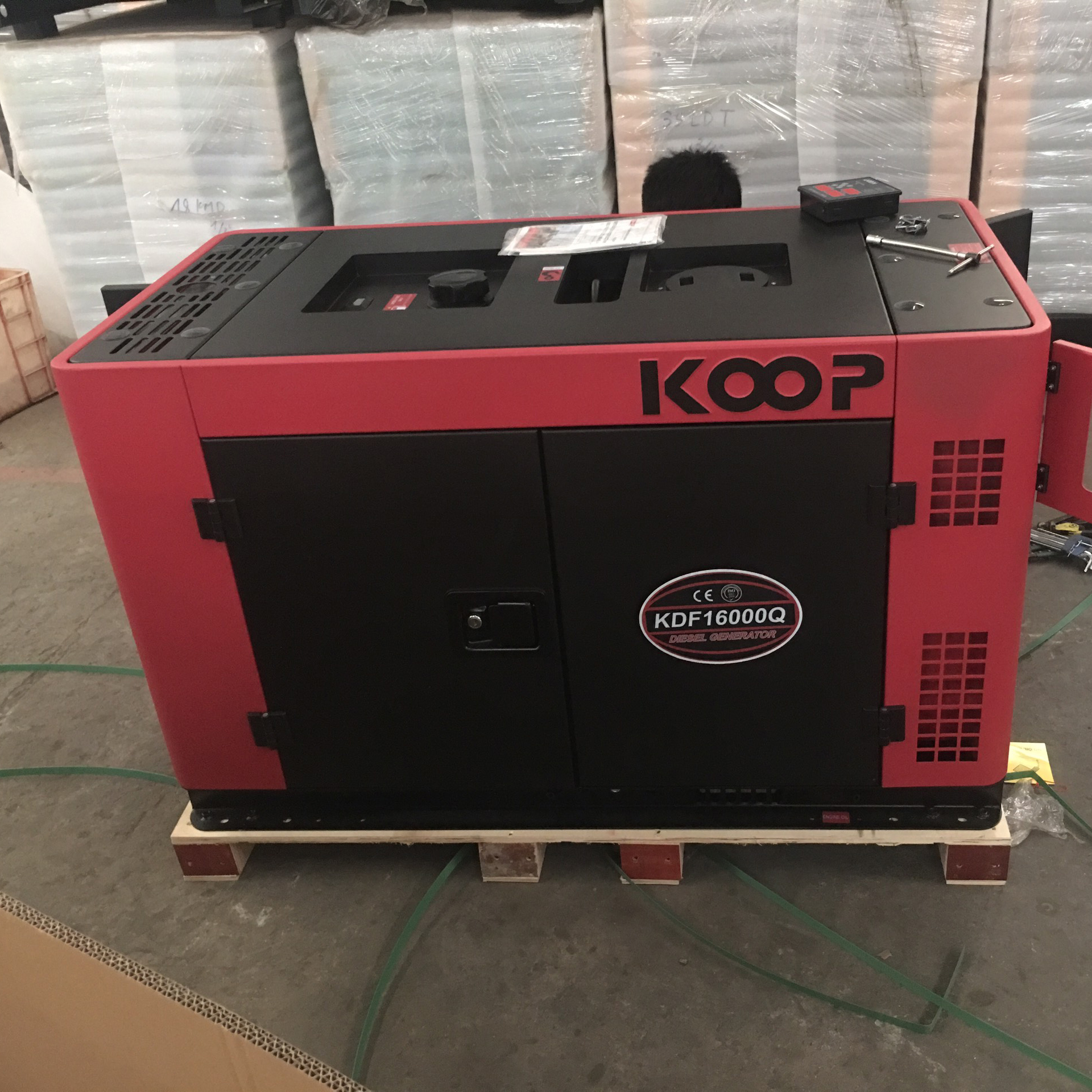 Máy Phát Điện Chạy Dầu 12kVA Koop KDF16000Q