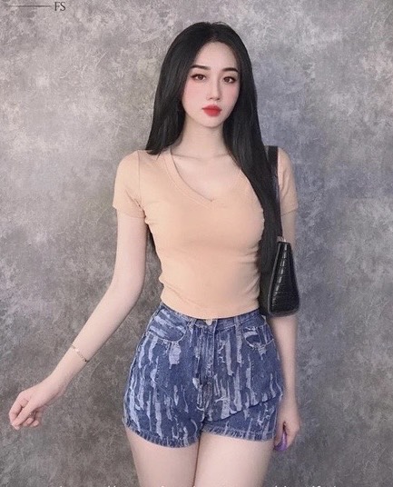 Áo thun croptop nữ ôm body cổ tim đủ màu