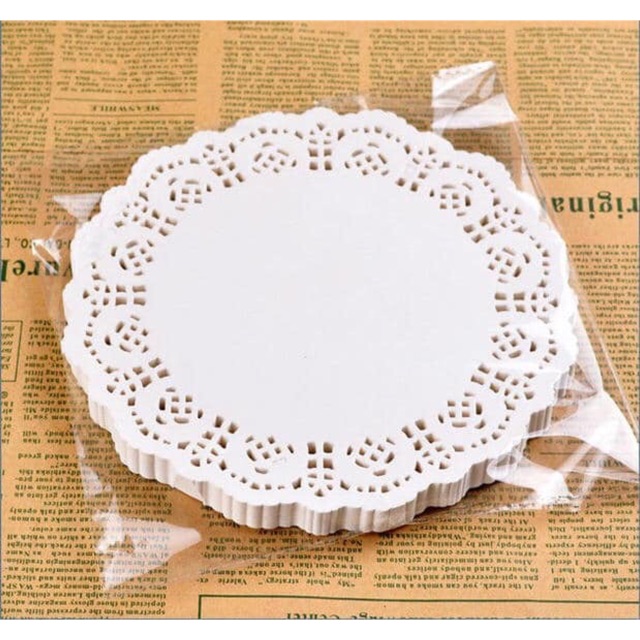 Giấy ren lót bánh hoa văn màu trắng (3 size)