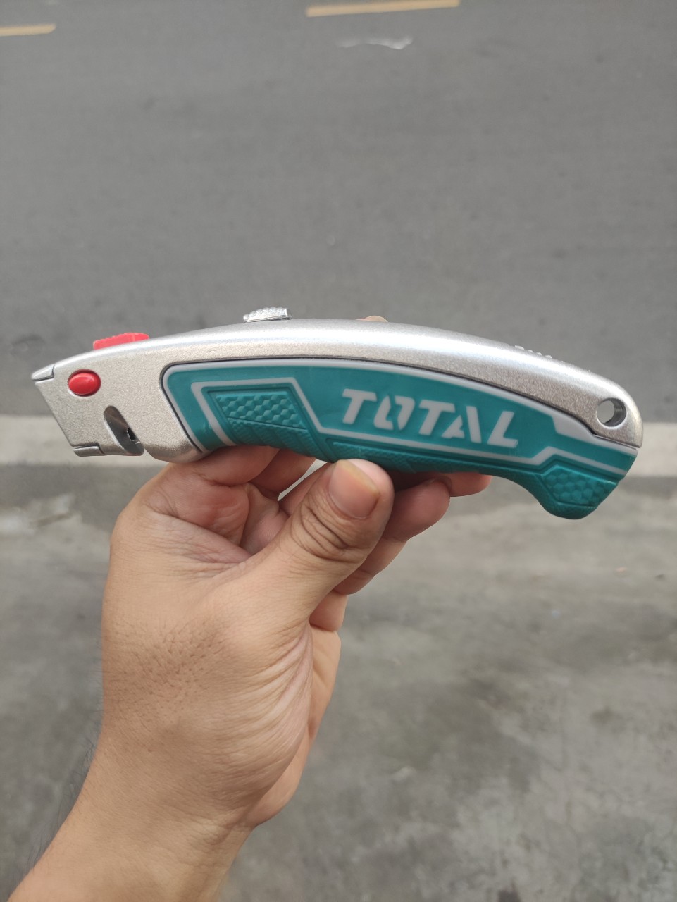 Dao Rọc Giấy Đa Năng Tht5126128 Total