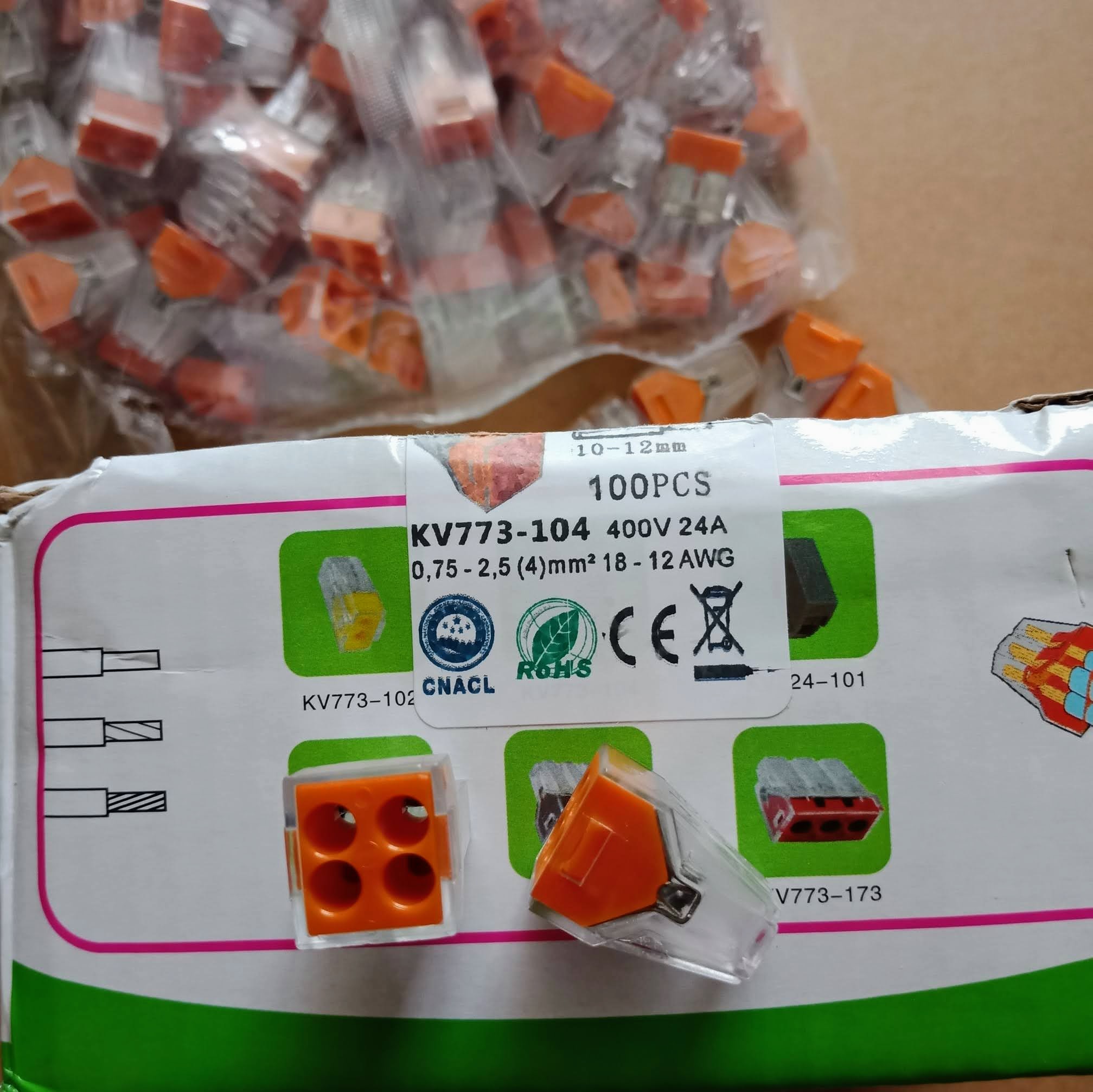 5 Chiếc cút nối nhanh 4 dây điện KV773-104